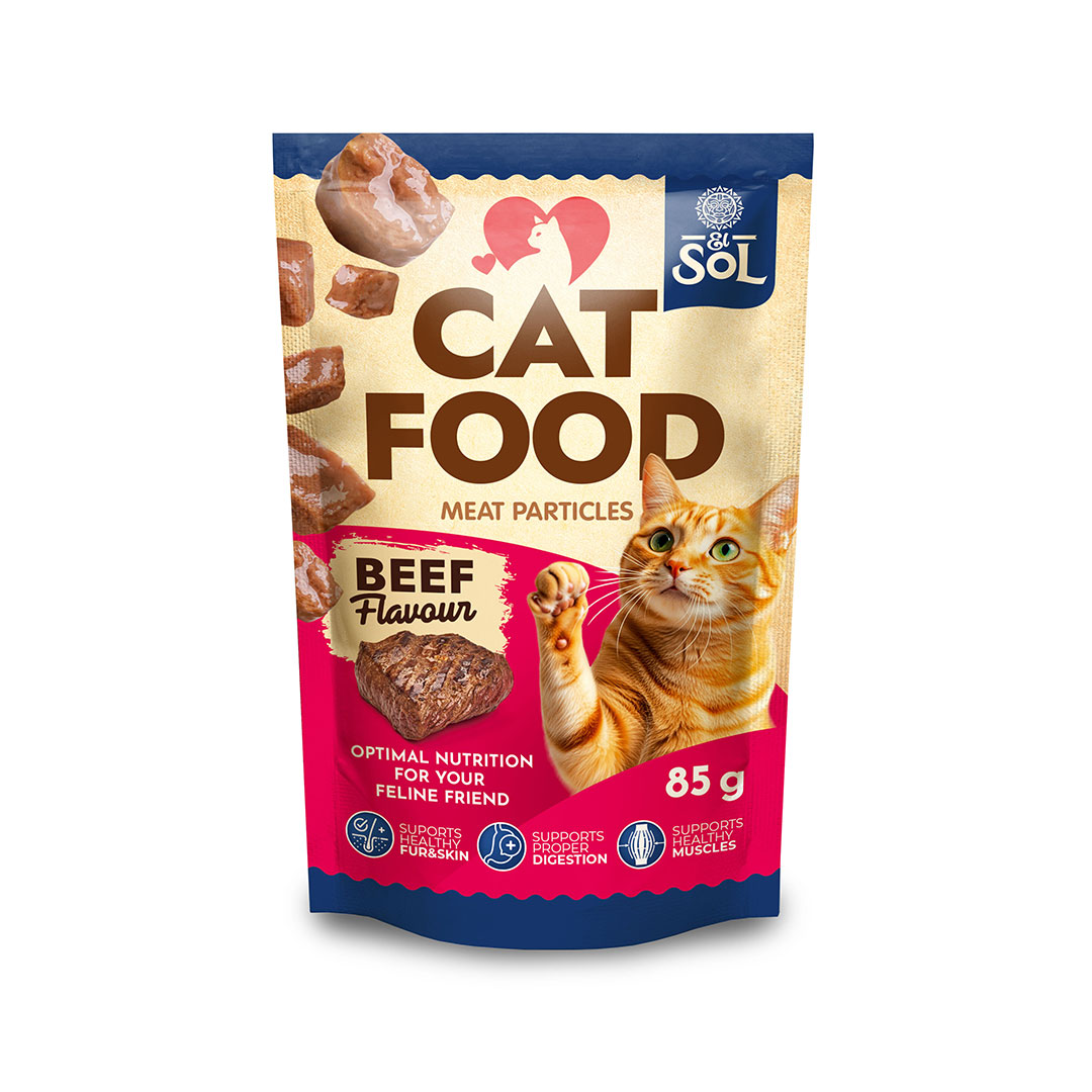 Hrana za macke od govedine, komadići mesa.